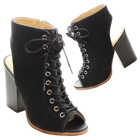 Nelly Lace-Up Heeled Sandals - Picture 11 of 15